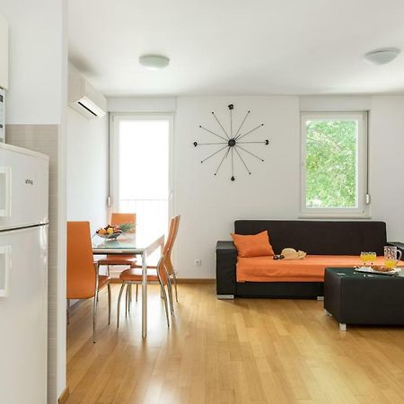 Apartment Marcela With Private Parking Split Exterior foto