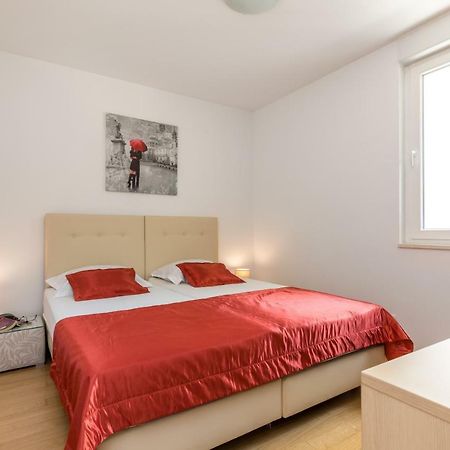 Apartment Marcela With Private Parking Split Exterior foto
