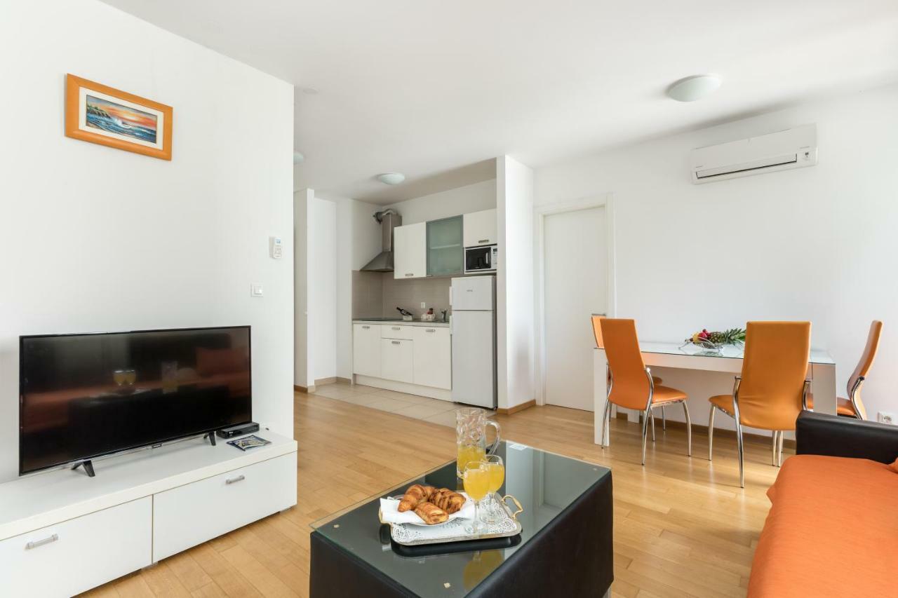 Apartment Marcela With Private Parking Split Exterior foto